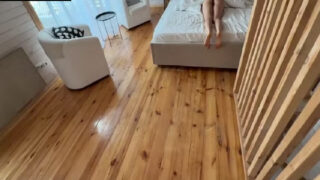 Dinlenmek İçin Çıktığım Annemlerin Odasında Üvey Annemi Çıplak Yatarken Buldum