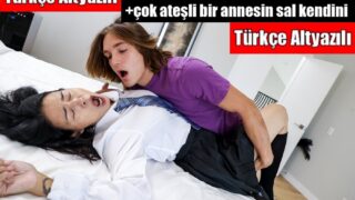 Kendini Kötü Hissederken Oğlunun Arkadaşı Geliyor Zorla Parmaklayıp Okşuyor