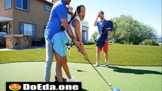 Doyumsuz Karım Golf Antrenörüyle Gözümün Önünde İşi Pişirip Evde Sikişmeye Koşuyor